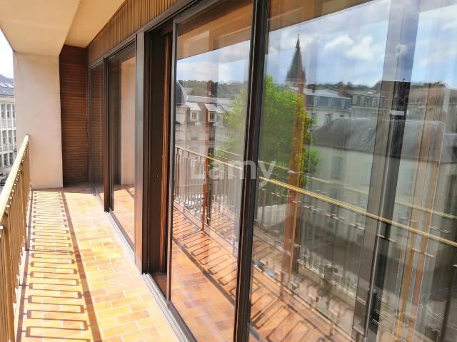 Location Appartement Avenue Thurel, Lons le Saunier