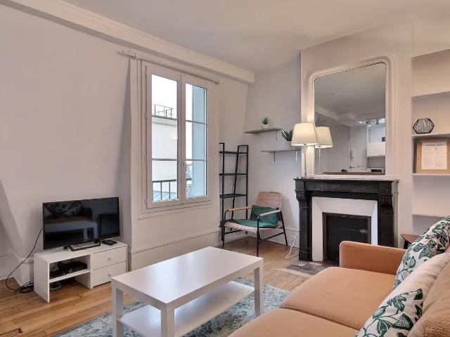 Location Appartement Avenue Trudaine, Paris