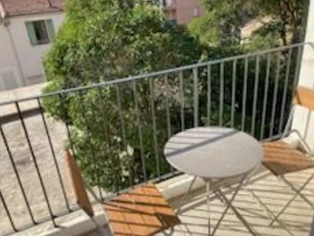 Location Appartement Avenue Victor Hugo, Carpentras
