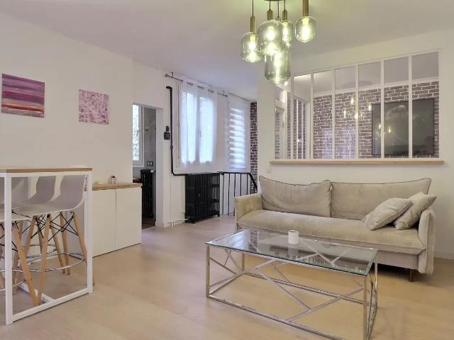 Location Appartement Avenue Victor Hugo, Paris