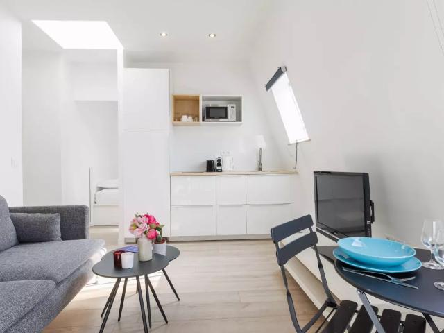 Location Appartement Avenue Victor Hugo, Paris