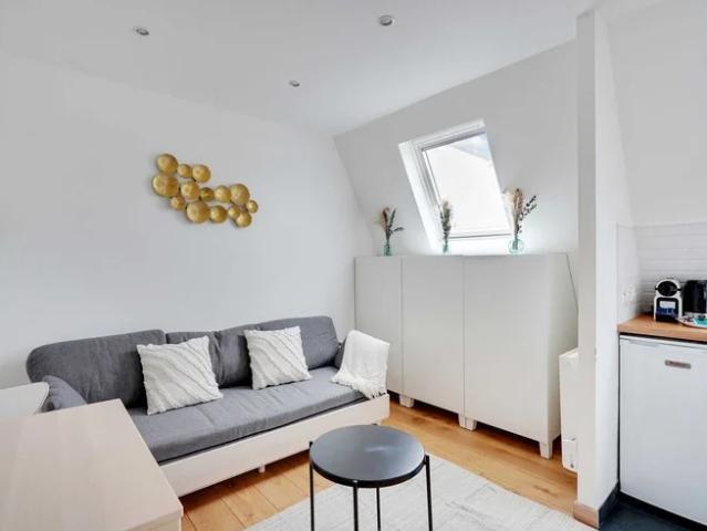 Location Appartement Avenue Victor Hugo, Paris