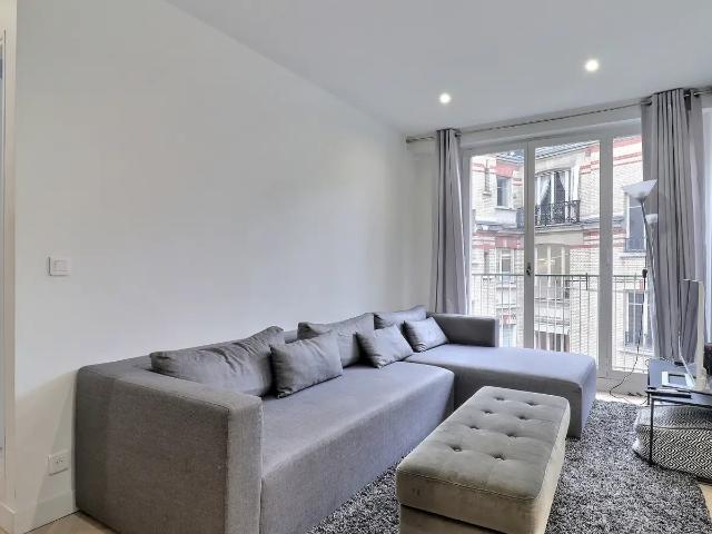 Location Appartement Avenue Victor Hugo, Paris