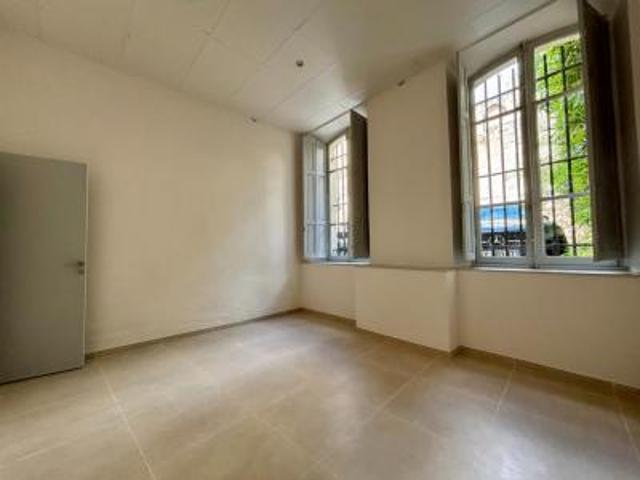 location appartement avignon 2 pièces 60 m2 vaucluse 84000 740 € / mois