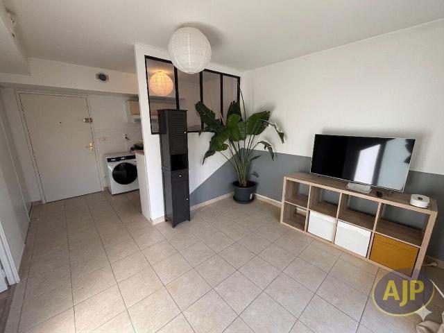 Location appartement Avrille: 590 € AJP Immobilier Angers