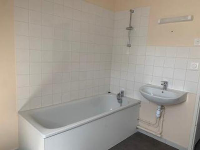 location appartement bar sur aube 3 pièces 74 m2 aube 10200 436 € / mois