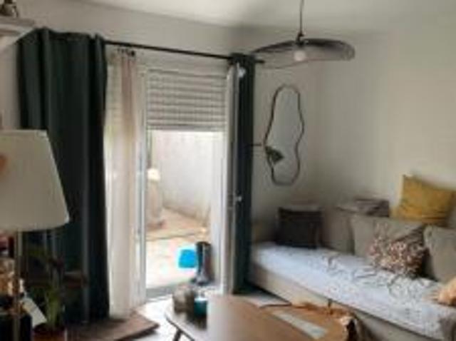 location appartement bassens 2 pièces 40 m2 gironde 33530 740 € / mois