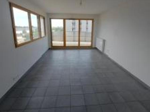 location appartement begles 3 pièces 77 m2 gironde 33130 1160 € / mois