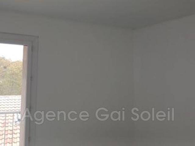 location appartement beziers 2 pièces 50 m2 herault 34500 420 € / mois