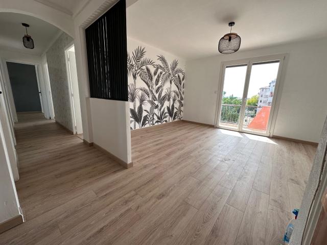 Location appartement Béziers 5 pièces 80m² 904€ | Laborie Immobilier