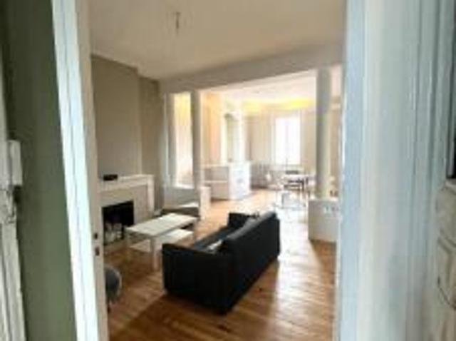 location appartement bordeaux 4 pièces 100 m2 gironde 33000 1700 € / mois
