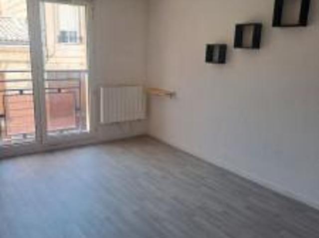 location appartement bordeaux 1 pièce 24 m2 gironde 33800 592 € / mois