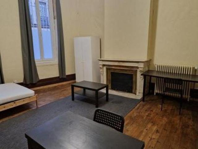 location appartement bordeaux 1 pièce 35 m2 gironde 33000 700 € / mois