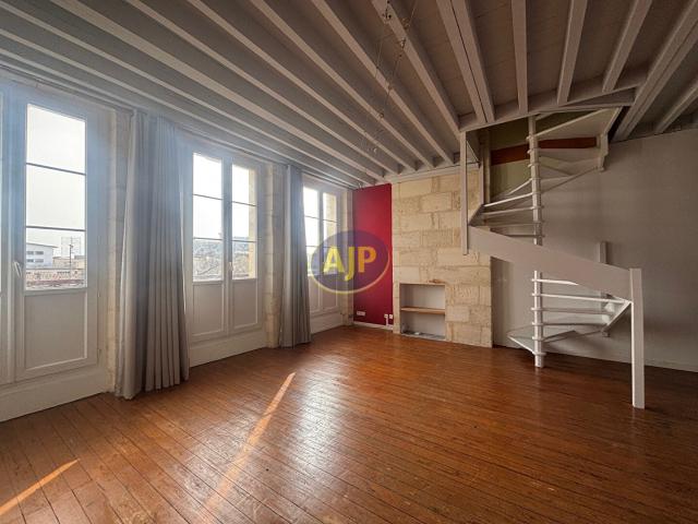 Location appartement Bordeaux: 1 100 € AJP Immobilier Bordeaux Nansouty