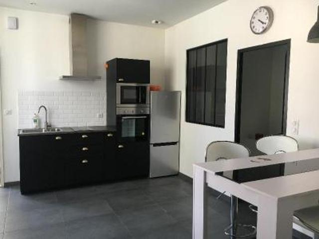 location appartement bordeaux 3 pièces 65 m2 gironde 33000 1230 € / mois