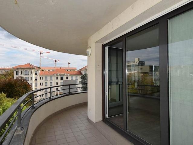 Location Appartement Boulevard Charles De Gaulle, Clermont Ferrand