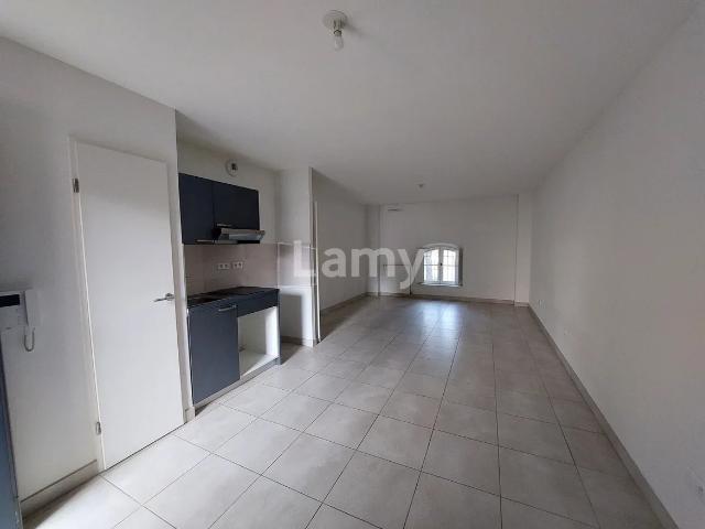 Location Appartement Boulevard Amiral Courbet, Nîmes