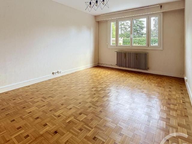 Location Appartement Boulevard Guy Marie Riobé, Orléans