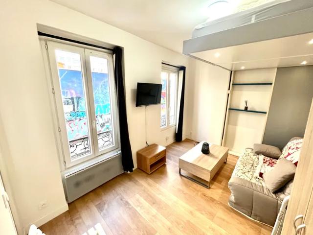 Location Appartement Boulevard de Belleville, Paris