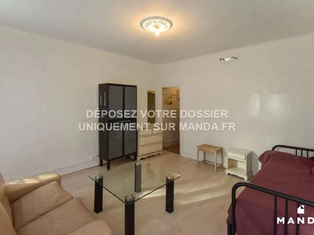 Location Appartement Boulevard de la Chapelle, Paris