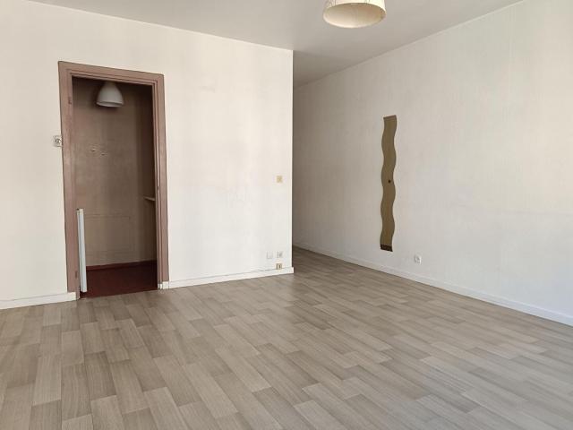 Location Appartement Rue Nicolas Leblanc, Lille