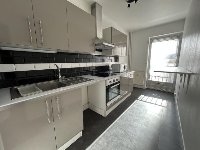 Location Appartement Boulevard de la Paix, Reims