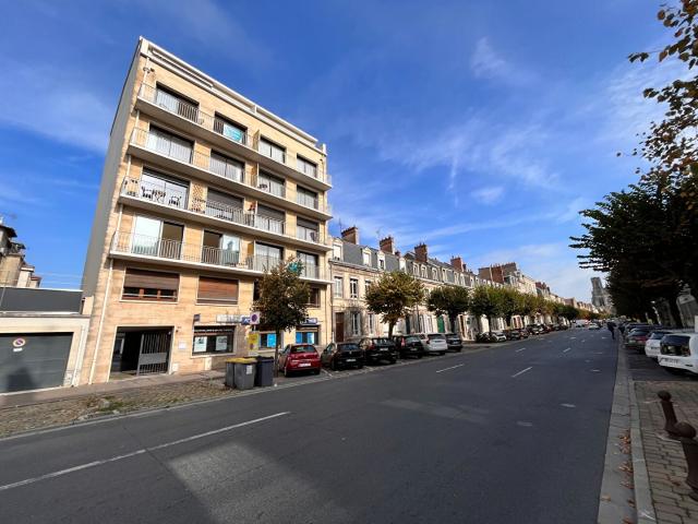 Location Appartement Boulevard de la Paix, Reims