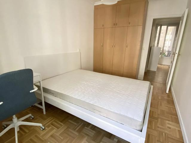 Location Appartement Boulevard de Strasbourg, Paris