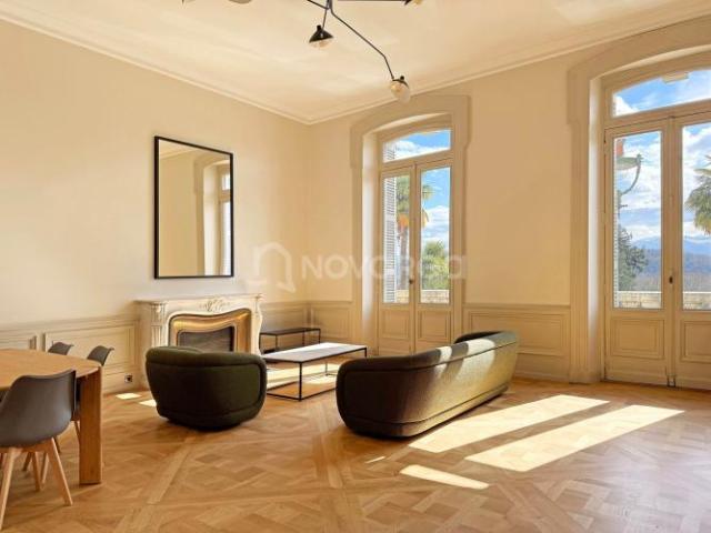 Location Appartement Boulevard des Pyrénées, Pau