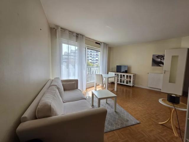 Location Appartement Boulevard Diderot, Paris