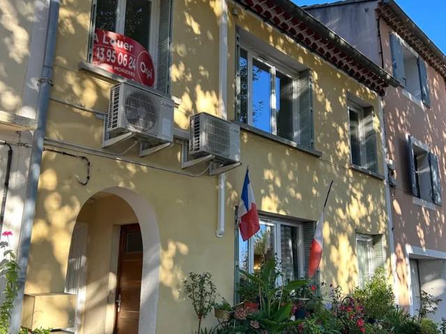 Location Appartement Boulevard du Couvent, Sarrians