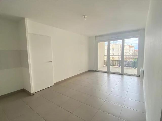 Location Appartement Boulevard du Commandeur, Marseille