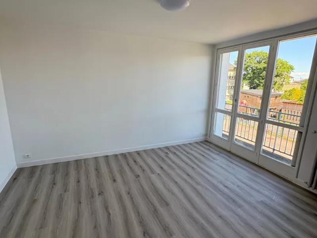Location Appartement Boulevard du Vigenal, Limoges