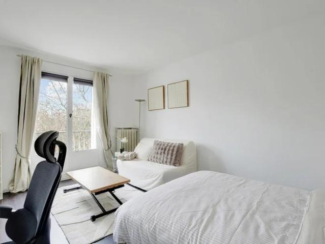 Location Appartement Boulevard Flandrin, Paris