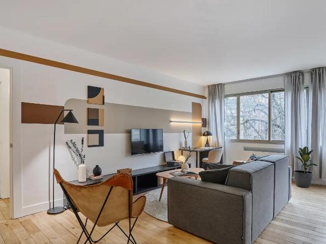Location Appartement Boulevard Flandrin, Paris