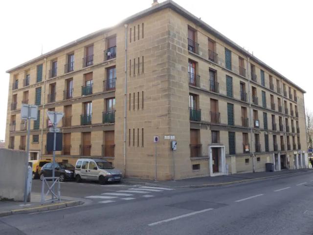 Location Appartement Boulevard Frédéric Mistral, Salon de Provence