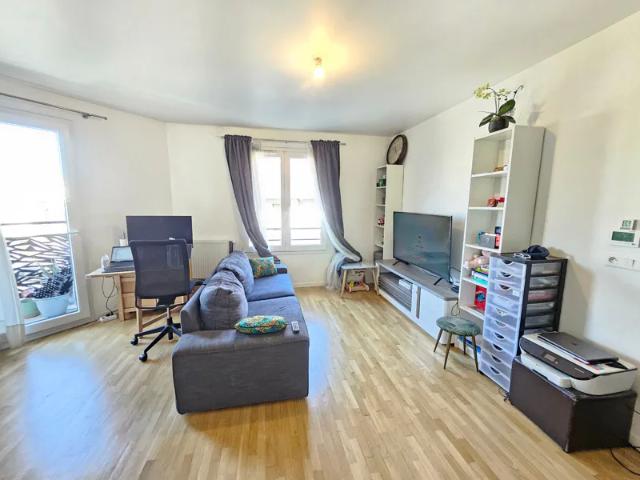 Location Appartement Boulevard Henri Barbusse, Houilles