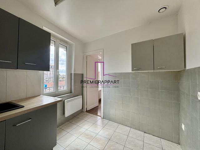 Location Appartement Boulevard Henri Barbusse, Houilles