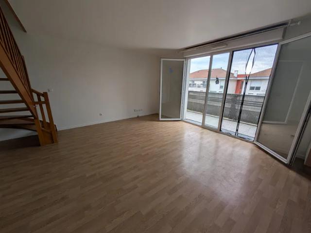 Location Appartement Boulevard Jean Jaurès, Corbeil Essonnes