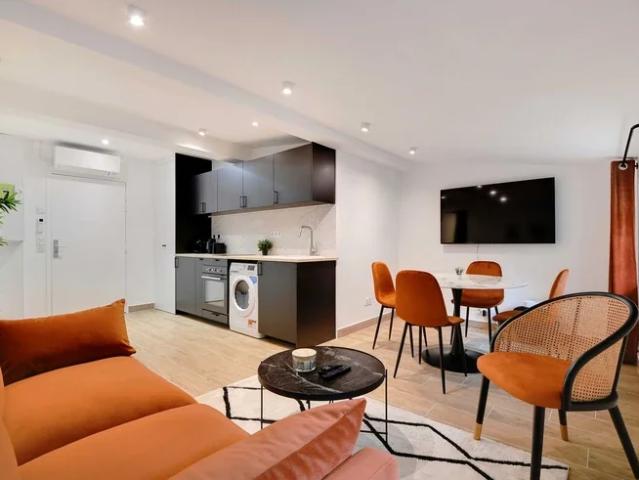 Location Appartement Boulevard Ornano, Paris