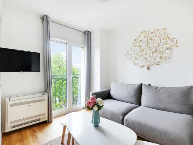 Location Appartement Boulevard Marguerite de Rochechouart, Paris