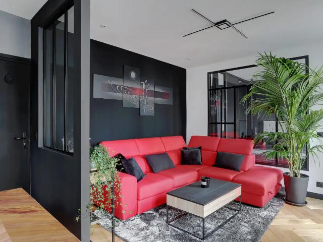 Location Appartement Boulevard Marguerite de Rochechouart, Paris