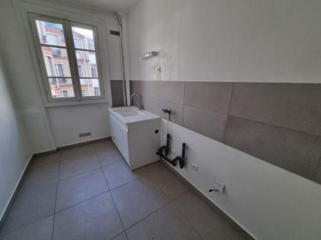 Location Appartement Boulevard Murat, Paris