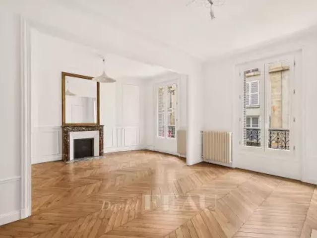 Location Appartement Boulevard Saint Germain, Paris