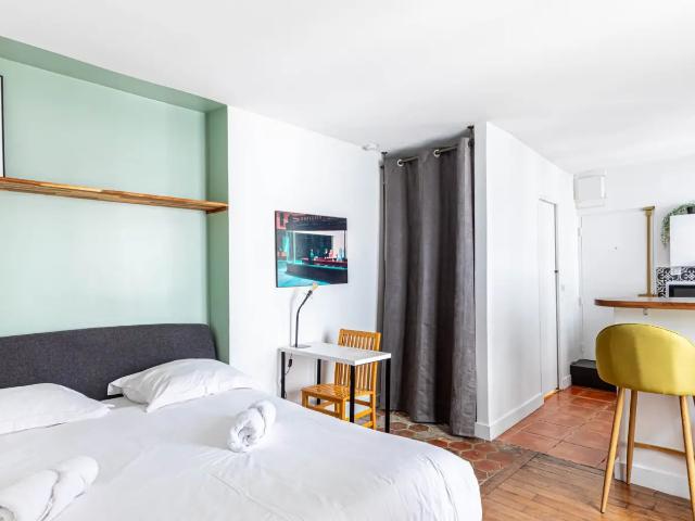 Location Appartement Boulevard Saint Denis, Paris
