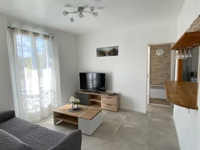Location Appartement Boulevard Pierre Brossolette, Bouc Bel Air