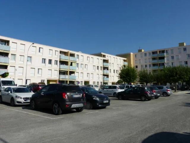 Location Appartement Boulevard Pierre et Marie Curie, Pierrelatte