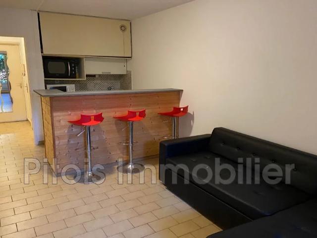 Location Appartement Boulevard Raymond Poincaré, Antibes