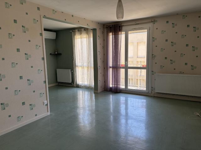 Location Appartement Rue Jean Antoine Watteau, Romans sur Isère