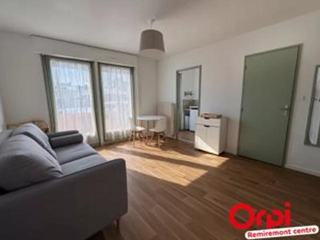 Location Appartement Rue Charles de Gaulle, Remiremont